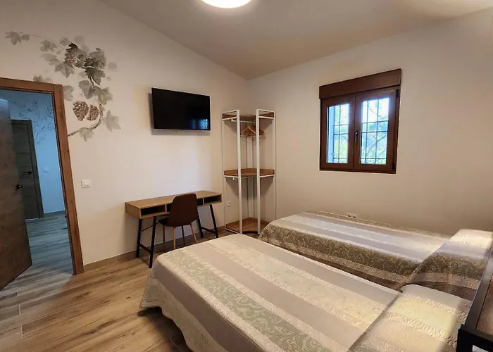 Vina Ines 빌라 톨레도